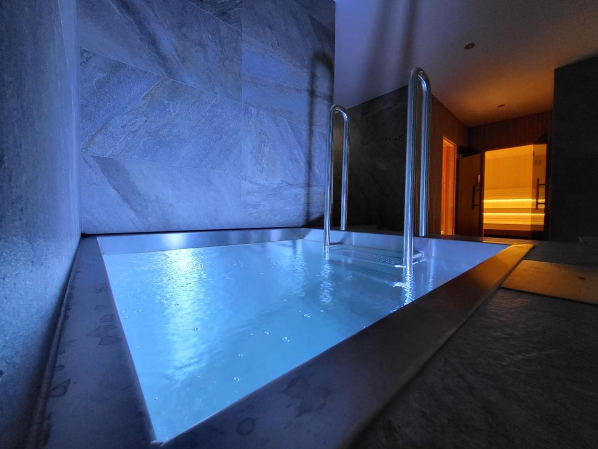 Chaty Krusetnica S Luxusnym Privatnym Wellness Экстерьер фото