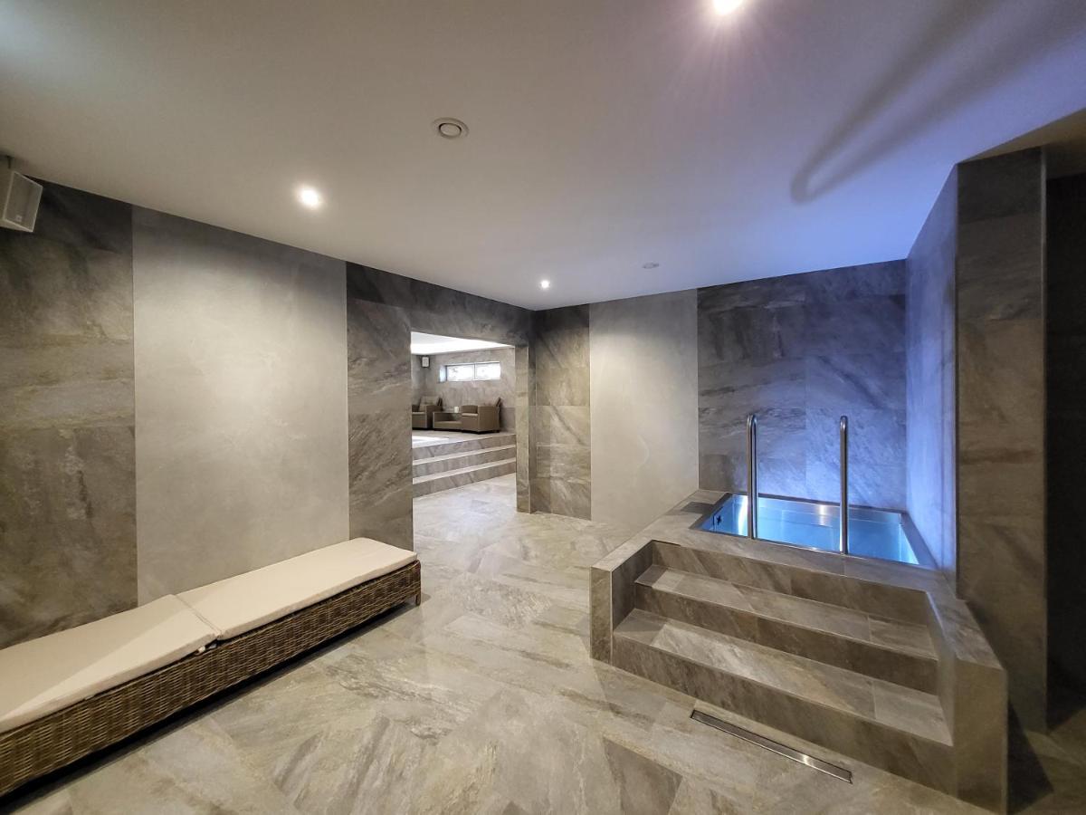 Chaty Krusetnica S Luxusnym Privatnym Wellness Экстерьер фото