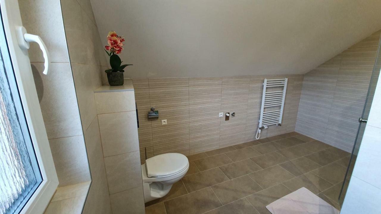 Chaty Krusetnica S Luxusnym Privatnym Wellness Экстерьер фото